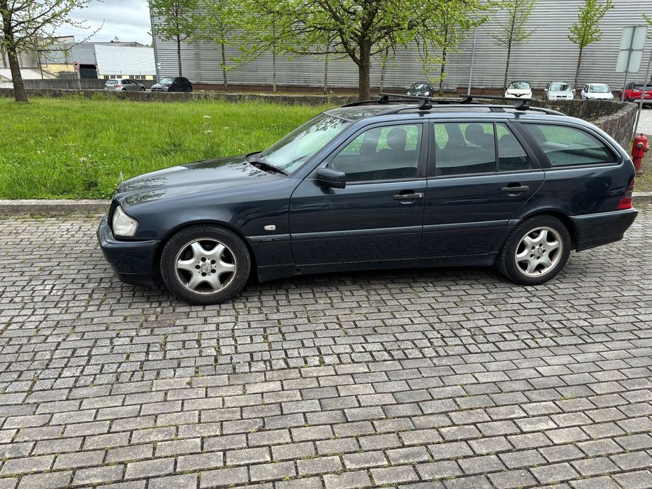 Mercedes-Benz C 220