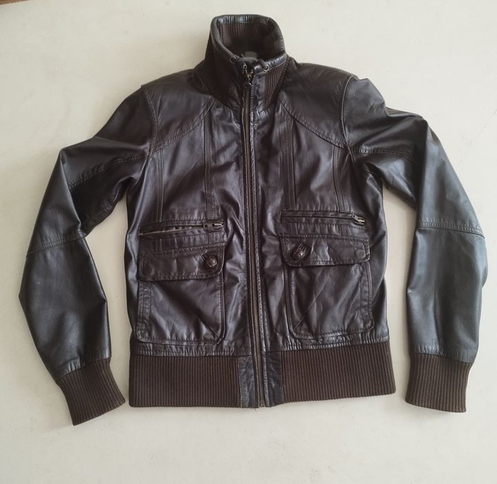 Blusão de cabedal marca BsK Leather