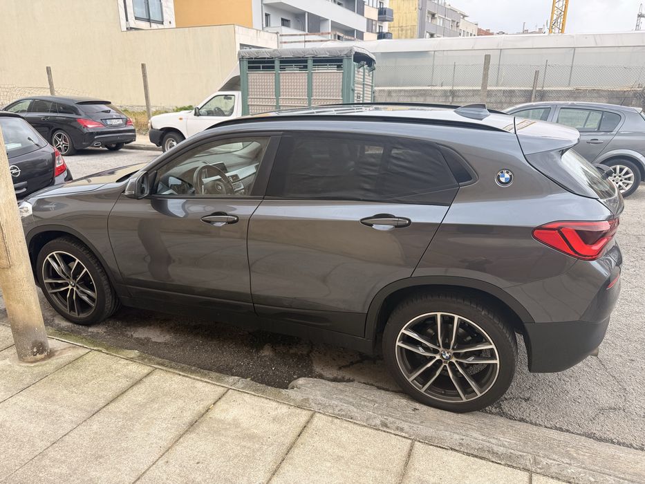 BMW X2 sdrive cinza escuro