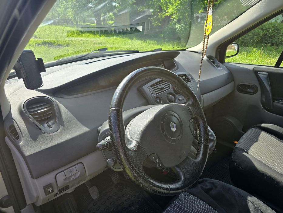 Renault scenik рено