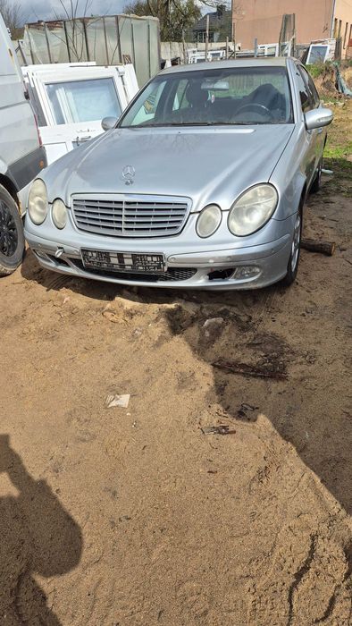 Mercedes w211 1.8 compresor maska silnik drzwi c744