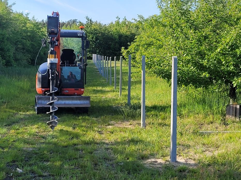 Usługi koparko ładowarką mini koparka 3 tony i 2 tony+Wywrotka Wierce