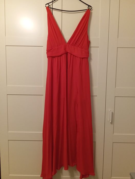 Czerwona zwiewna sukienka w rozmiarze 40 L