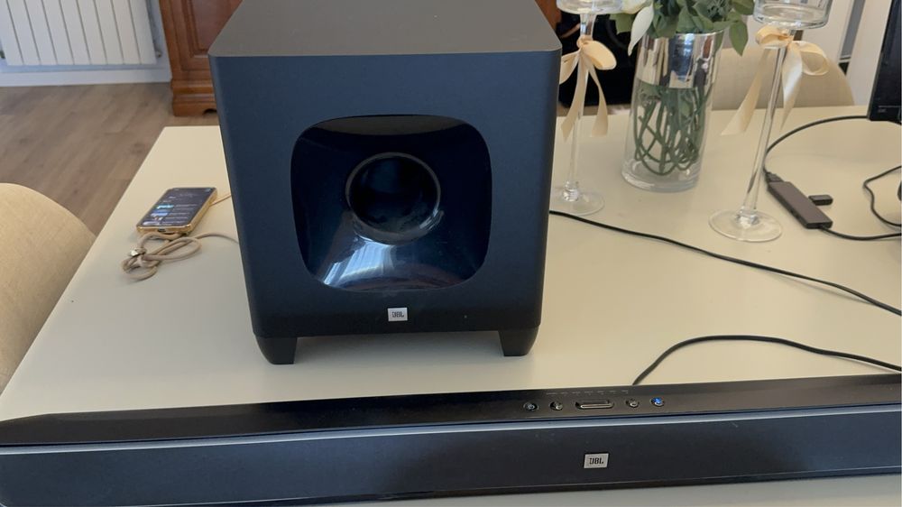 Barra de Som JBL Surround - SEM FIOS