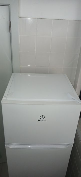 Frigorífico Semi-novo C FATURA e Garantia