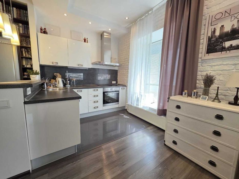 Продам 2к.кв-ру ж/м Победа-1,  45 м², ЖК Best House! Лучший дом!