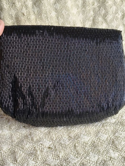 Stara torebka kopertówka wyszywana koralikami 13