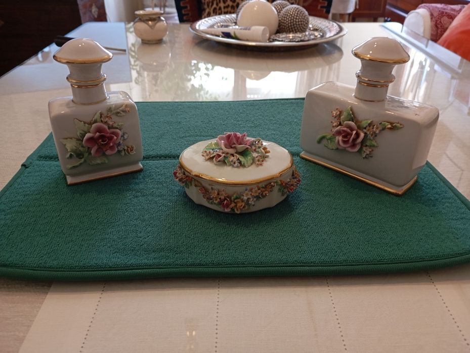 Peças de porcelana Vista Alegre 40 euros