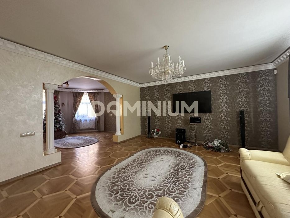 Продається  будинок  в  с.Стеблівка