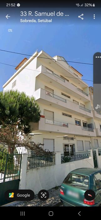 Quarto para alugar na Sobreda da Caparica