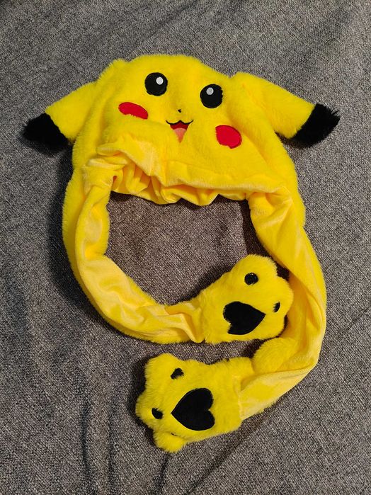 Pluszowa Czapka z Ruchomymi Uszami Pikachu Pokemon