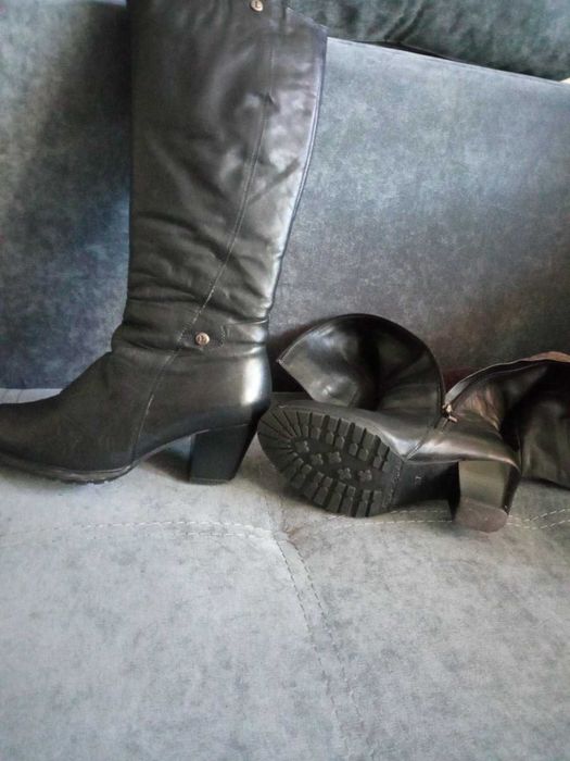 Зимові шкіряні жіночі чоботи, 37р.