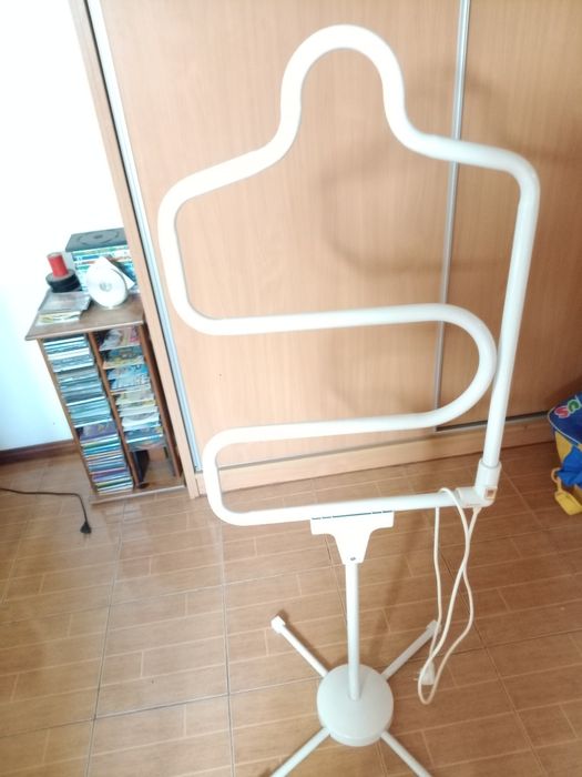 Cabide aquecido económico