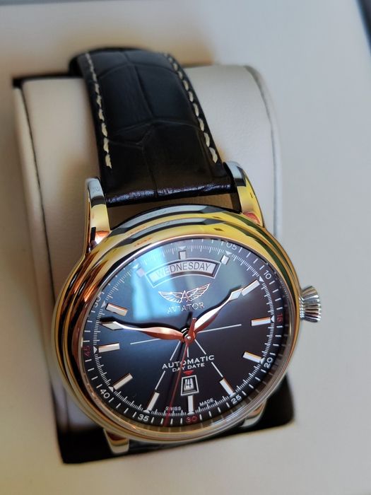 Годинник Aviator