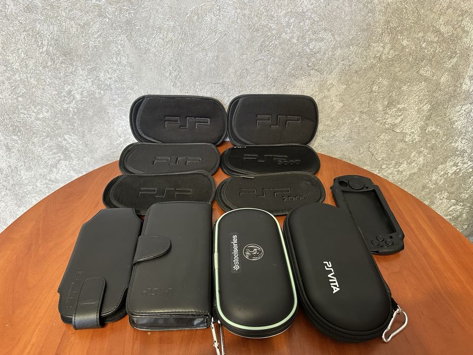 Продам Чохли для PSP в Ідеальному стані