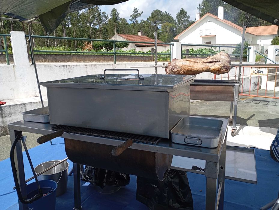 Porco no espeto e outros eventos