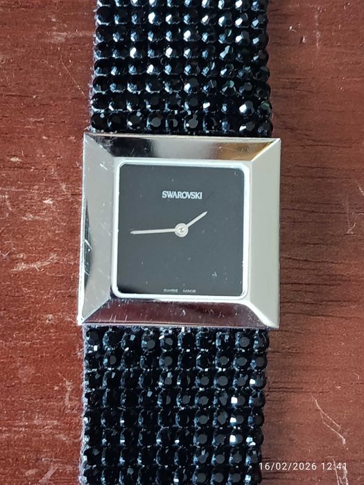 Relógio Luxo Swarovskis Aço e Cristal