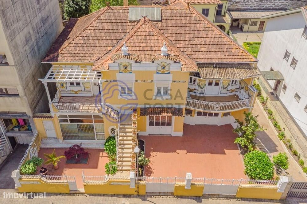 • Loja Comercial • Arquitetura Distinta • Materiais Nobres