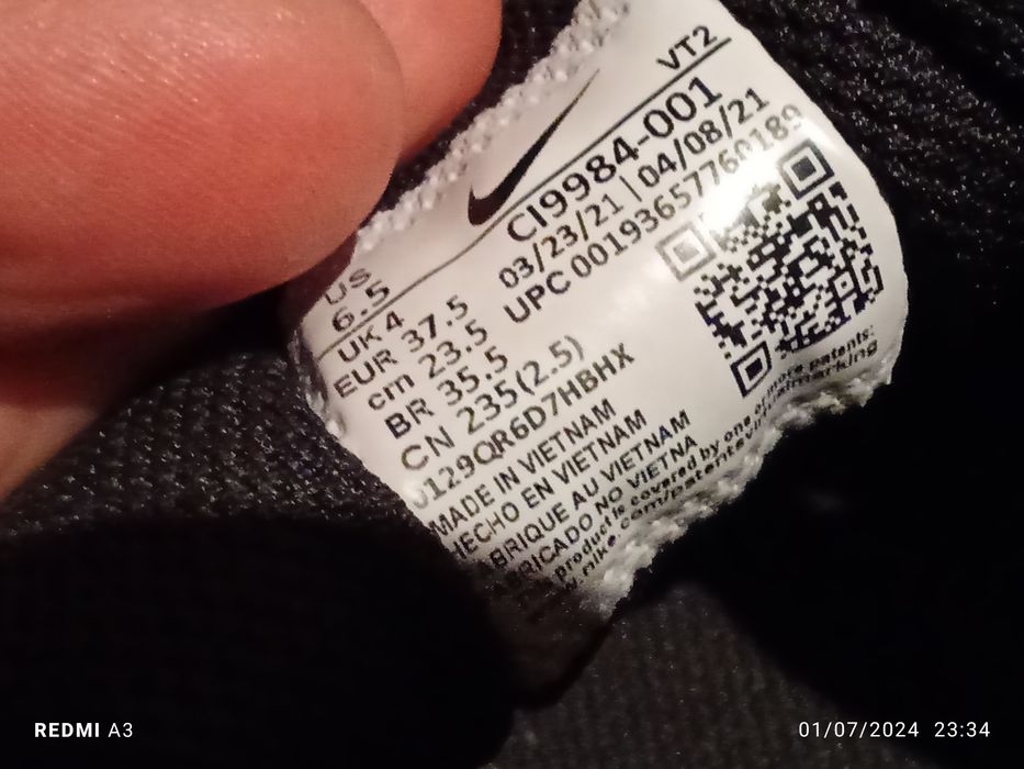 Sapatilhas Nike em bom estado