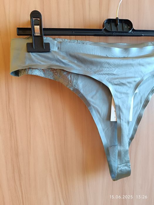 Nowe majtki damskie stringi r XL