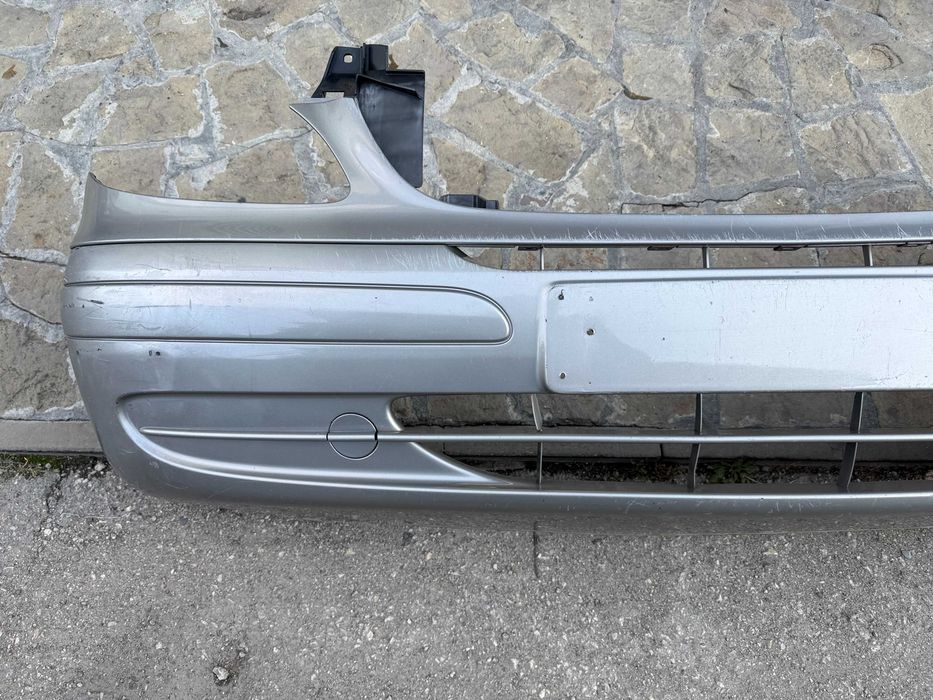Передній бампер Mercedes Vito W639 03-10 передній бампер Віто W639 03-10