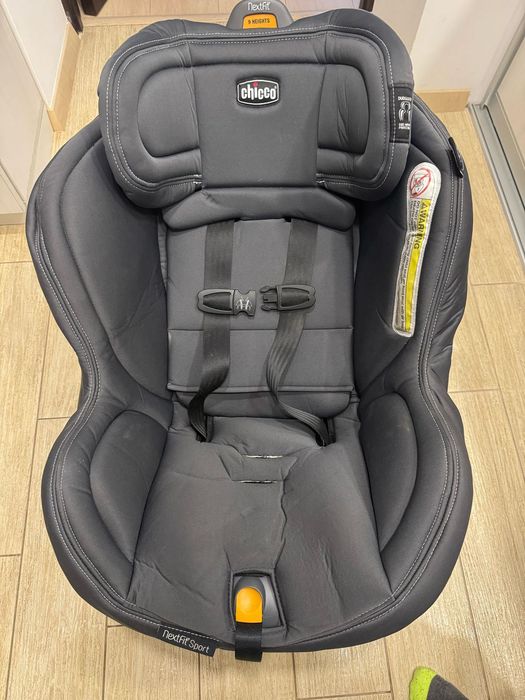Автокрісло Chicco NextFit   ISOFIX Ідеальний стан.