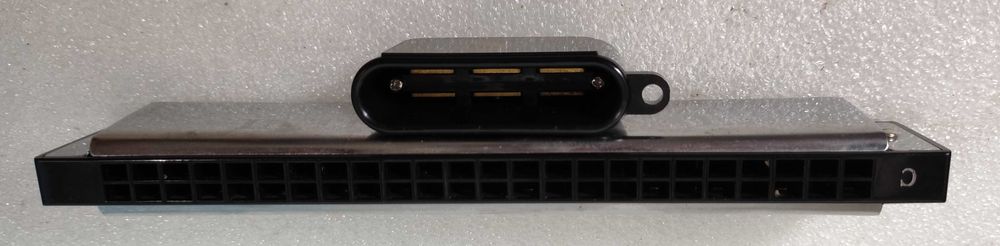 2 Harmónicas - Suzuki e Hohner