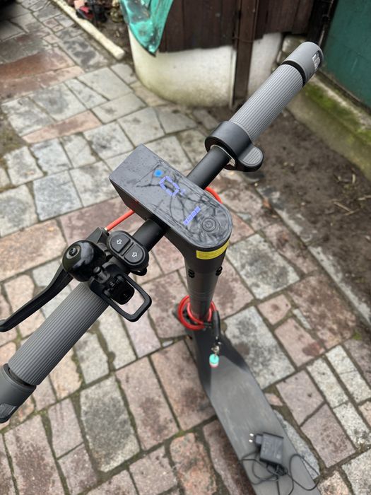 Продам електросамокат Xiaomi electric scooter 4 lite gen 2