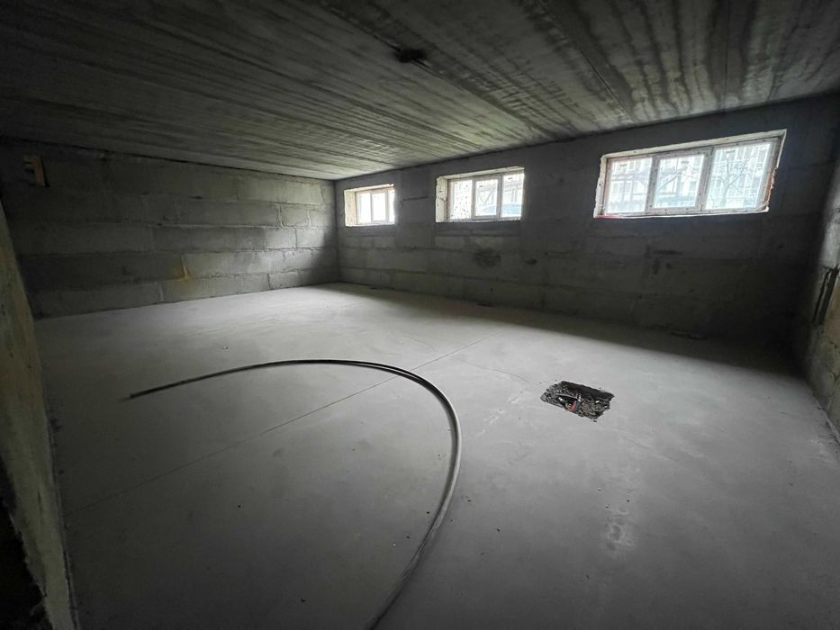 Приміщення 171 кв.м. вул. Метрологічна 52 ЖК "Кришталеві джерела"