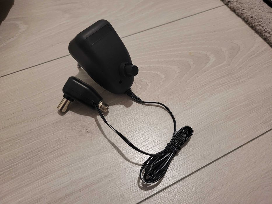 Zasilacz regulowany 1.27V - 16V DVB-T2 antenowy LED, złącze "F"