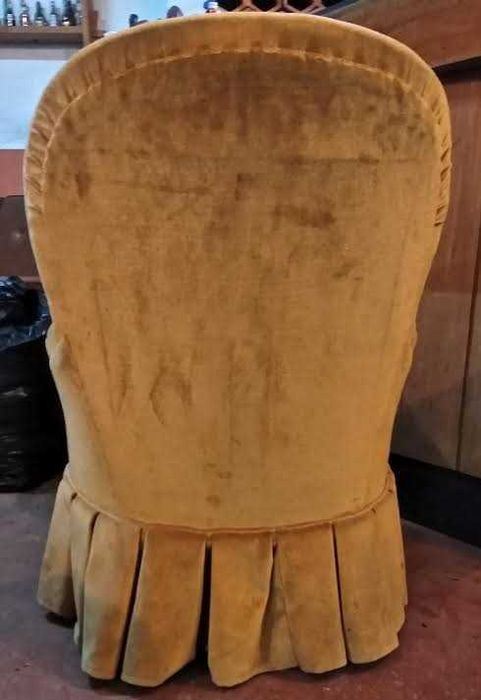 Senhorinha  e  Cadeiras de quarto novo preço