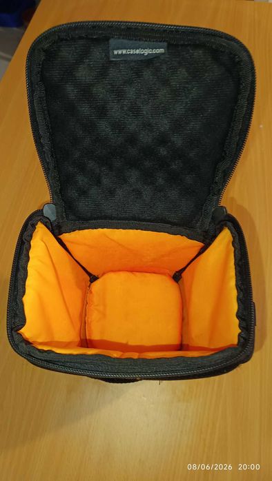 Estojo para câmaras SLRC-200BLACK Case Logic