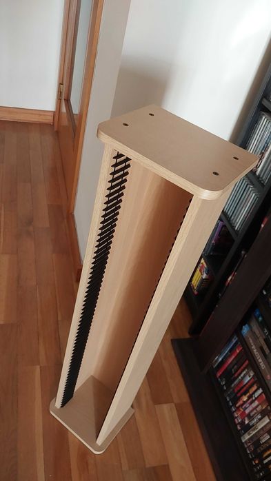 Estante Torre Madeira para 60 CD´s