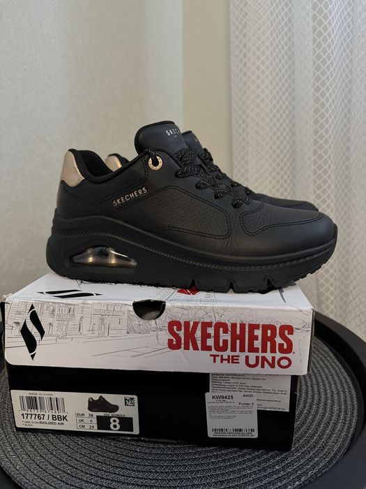 Продам кросівки Skechers Uno Icon