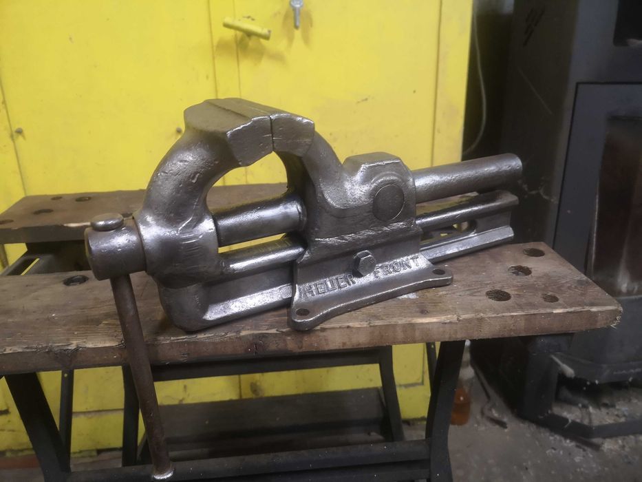 Imadło Ślusarskie HEUER Front 100mm / 9kg