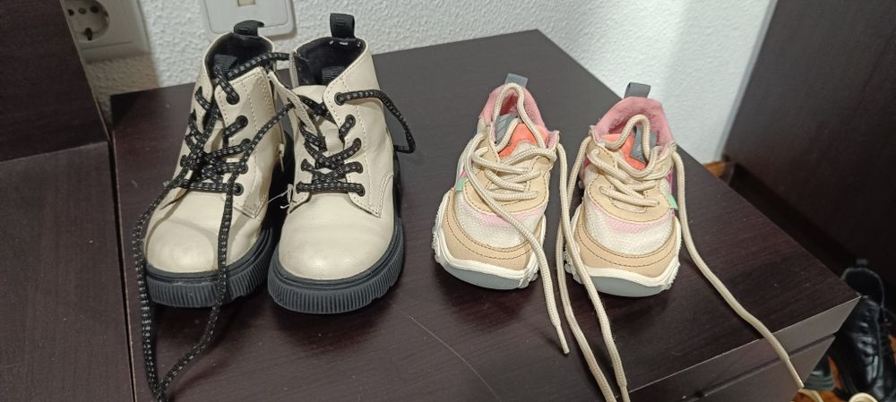 Calçado maioritariamente tudo em bom estado e de marca