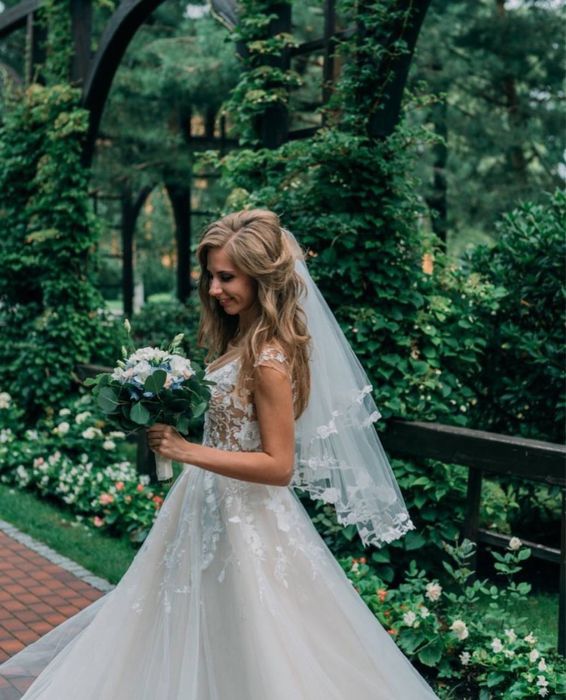 Свадебное платье + фата в подарок