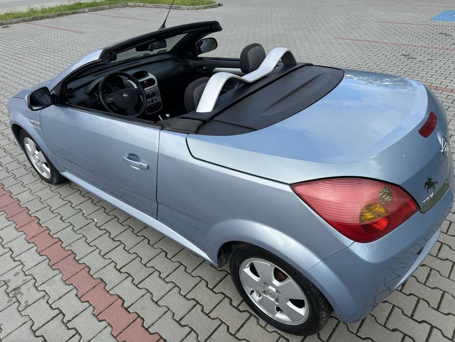Tigra Twin Top Super Roadster Xenon  Bose Klima Oszczedny 4 l/On