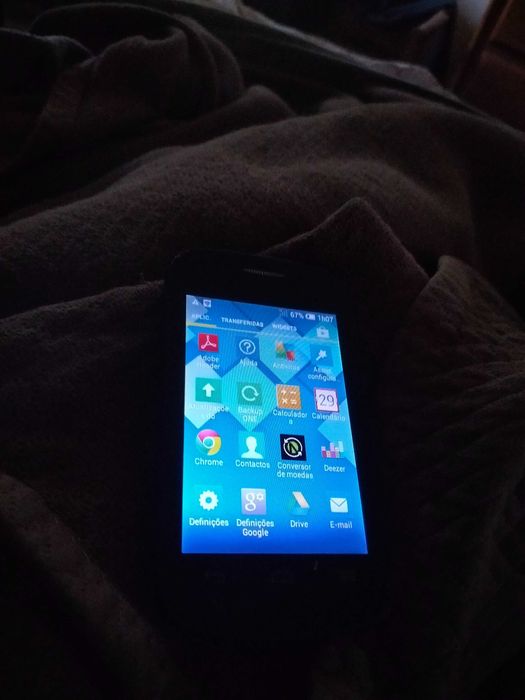 Telemóvel Alcatel a funcionar bem