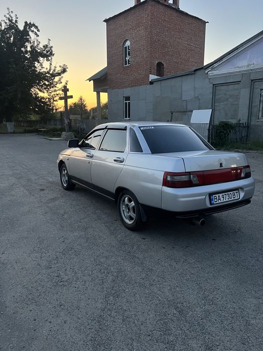 Продам Ваз 2110.