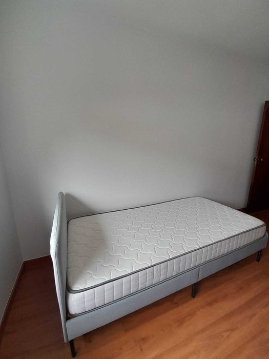 Cama IKEA Slattum + Colchão Senso