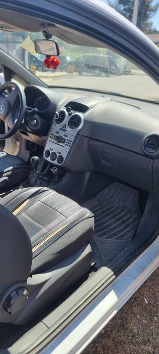 Opel corsa D 1.3 CDTI