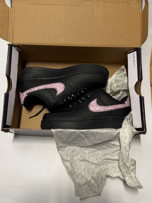 Buty Nike Air Force 1 Swoosh pink, rozmiar 37.5