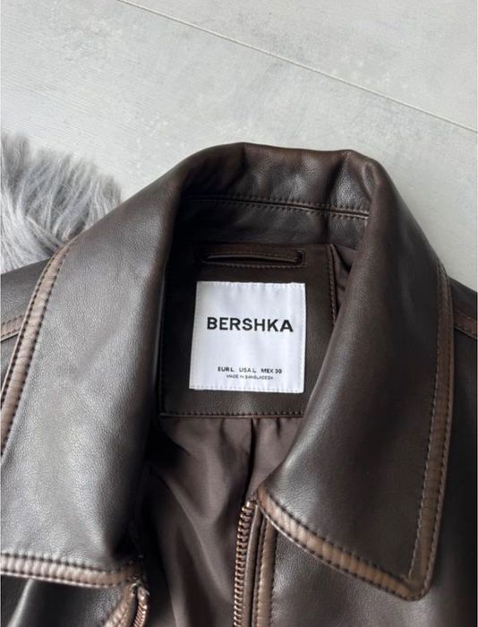 шкіряна куртка Bershka