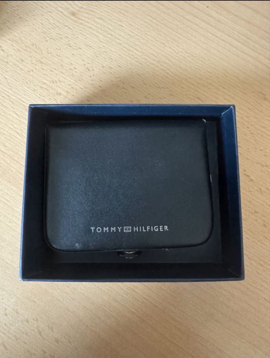Portfel męski marki Tommy Hilfiger