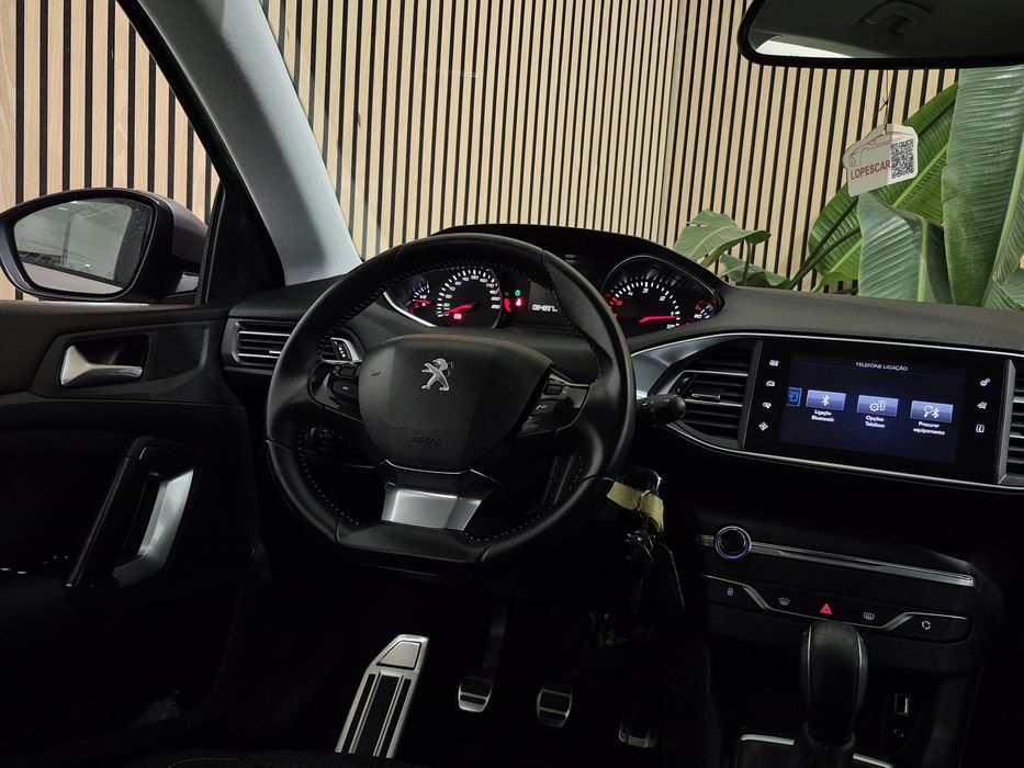 Peugeot 308 1.6HDI ALLURE - 84.000KM | GARANTIA | NACIONAL