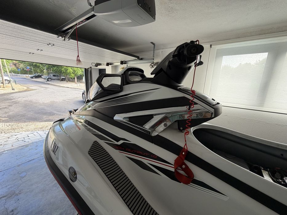 Yamaha VX Deluxe | 172,9h | Atrelado | Capa | Revisões em dia