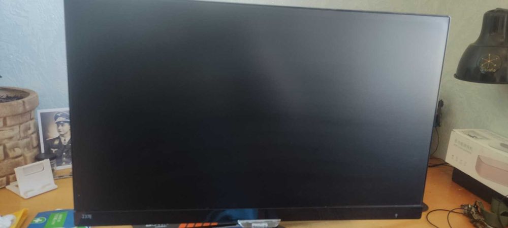 Монітор philips 237e7q