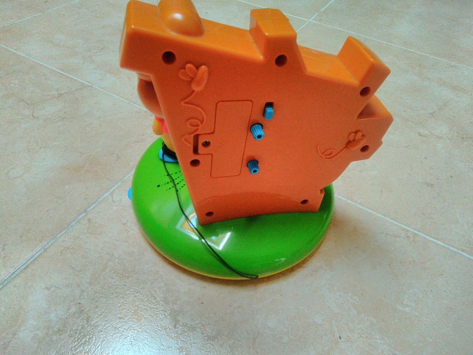 Relógio e despertador da Winnie de Pooh para criança