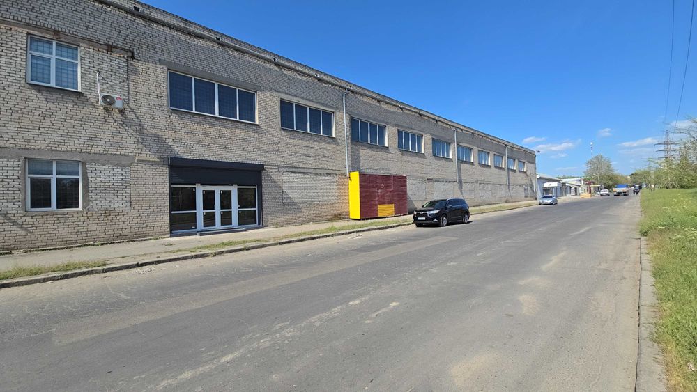 Фасадний торгово-логістичний об’єкт 2000 м² на Авангардній під рітейл, опт і дистрибуцію,склад-магазин,торгову базу,шоурум, регіональне представництво